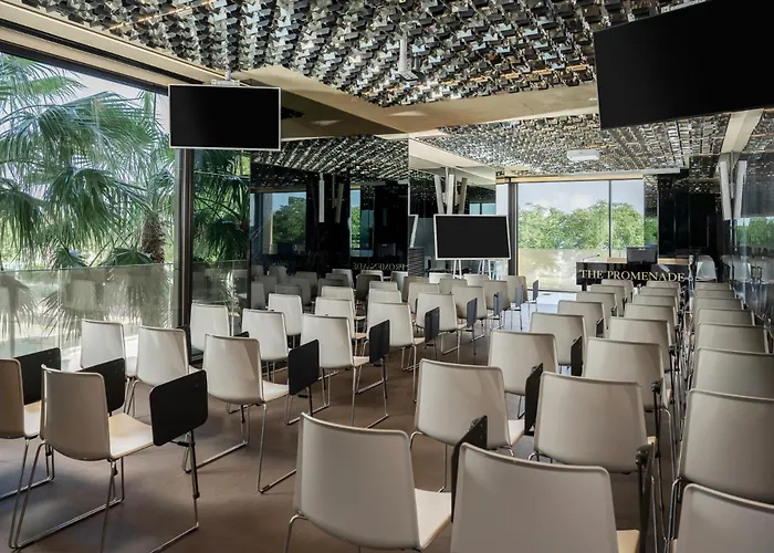 The Promenade Luxury Wellness Hotel